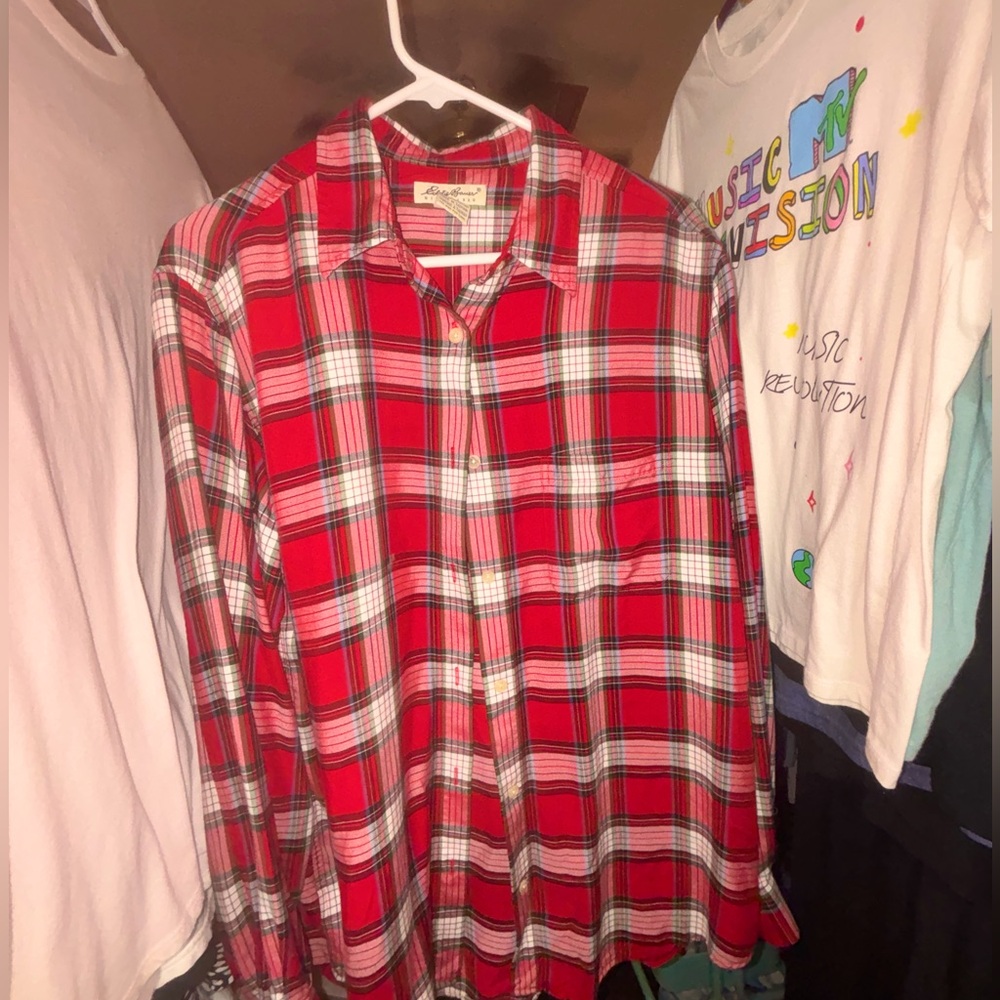 Mens Eddie Bauer cotton and polyester button down size large